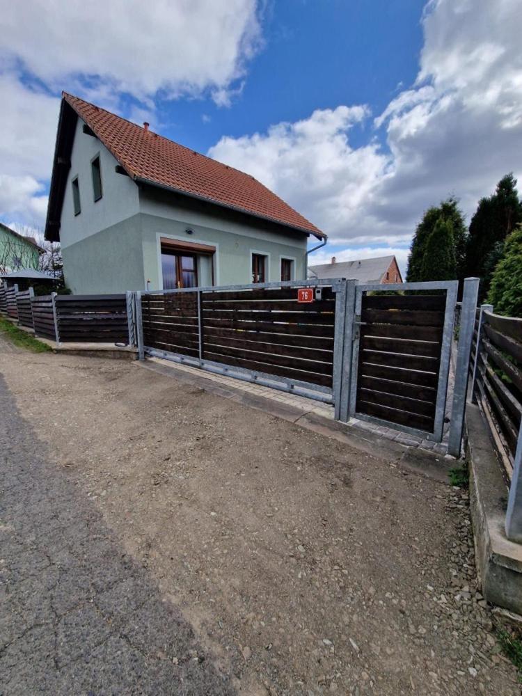 Dum Janov 76 Villa Exterior photo